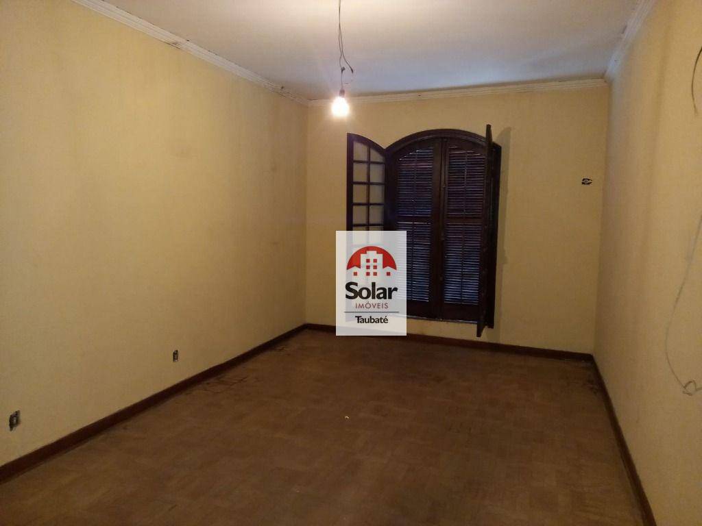 Casa à venda com 4 quartos, 244m² - Foto 14