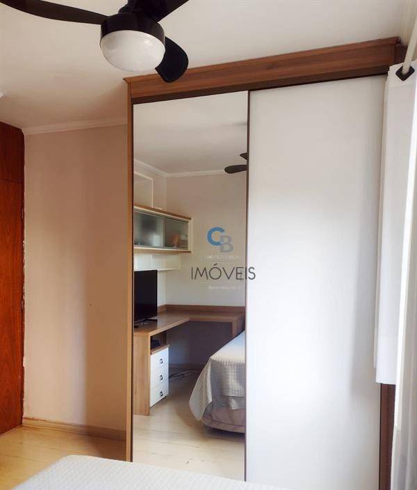 Apartamento à venda com 3 quartos, 74m² - Foto 8