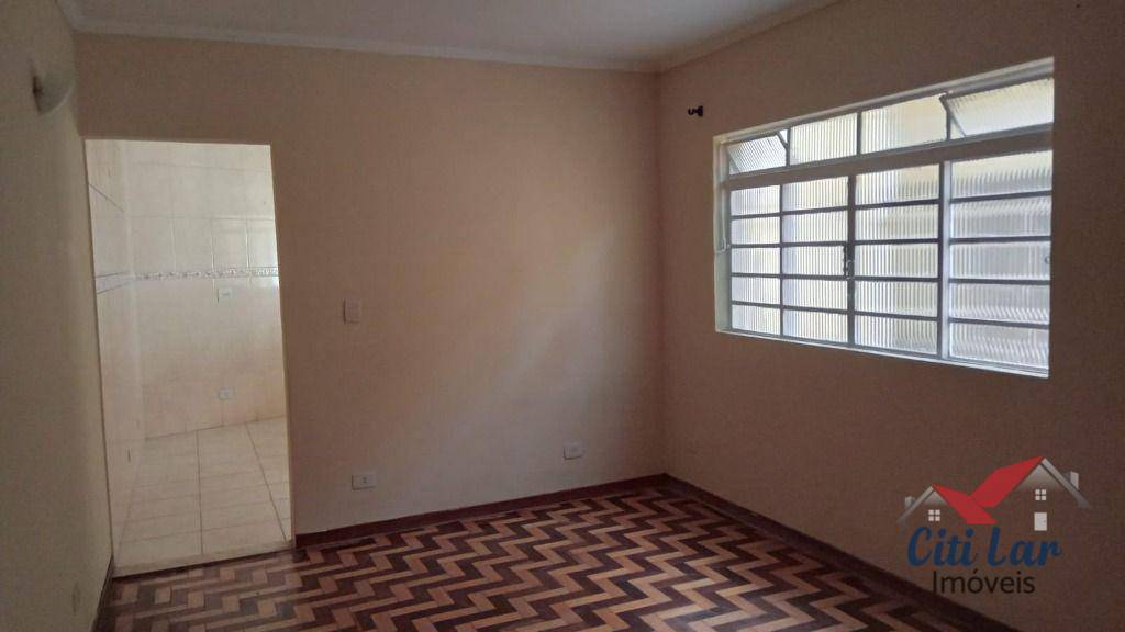 Casa para alugar com 1 quarto, 60m² - Foto 9