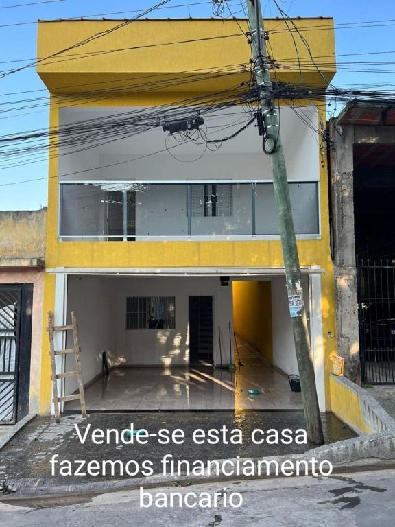 Sobrado à venda com 4 quartos, 212m² - Foto 1