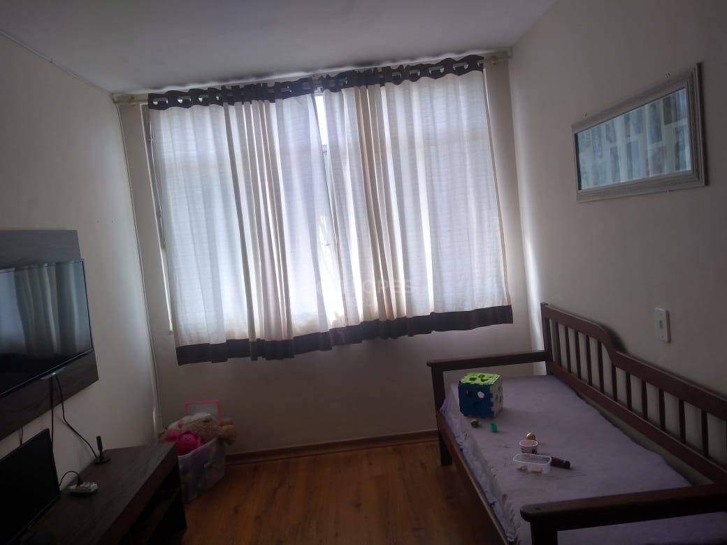 Apartamento à venda com 2 quartos, 60m² - Foto 3