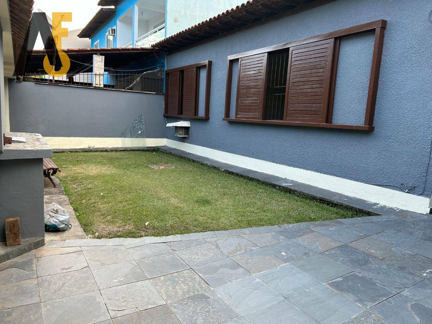 Casa à venda com 2 quartos, 85m² - Foto 25