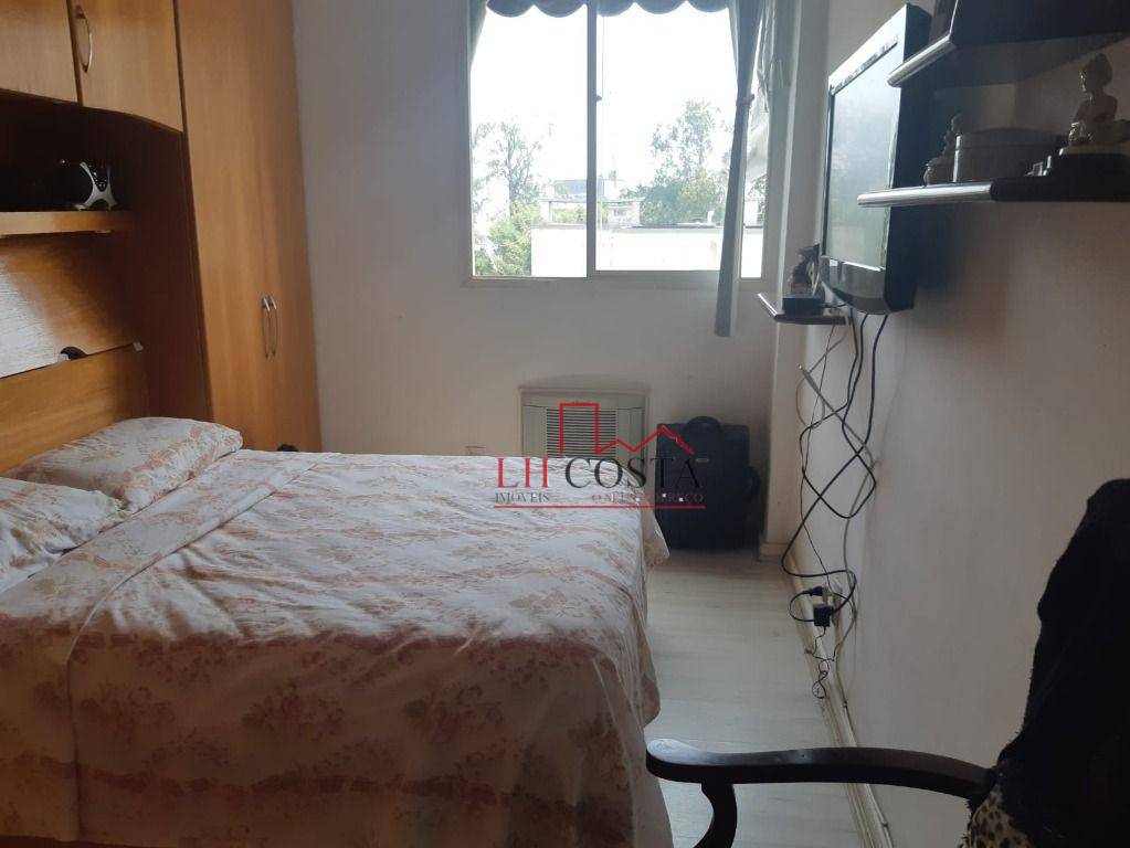 Apartamento à venda com 2 quartos, 70m² - Foto 8