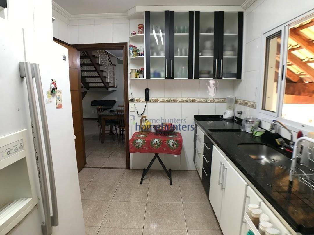 Casa de Condomínio à venda com 4 quartos, 200m² - Foto 4