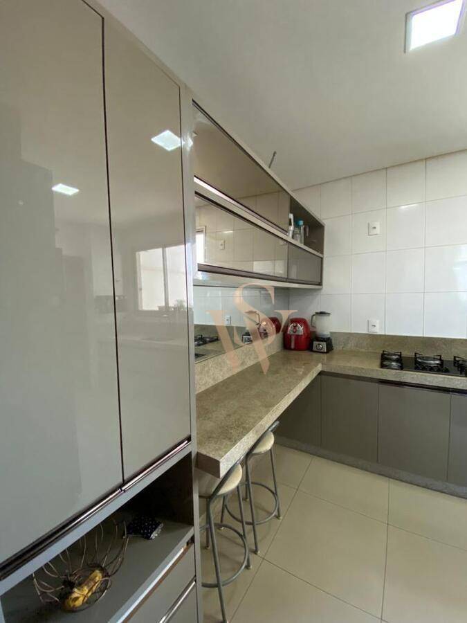 Apartamento à venda com 3 quartos, 134m² - Foto 5