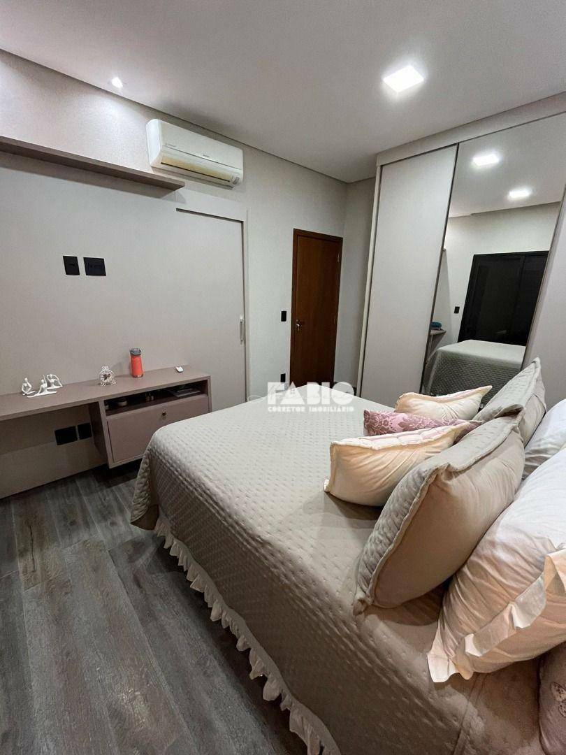 Casa de Condomínio à venda com 3 quartos, 221m² - Foto 22