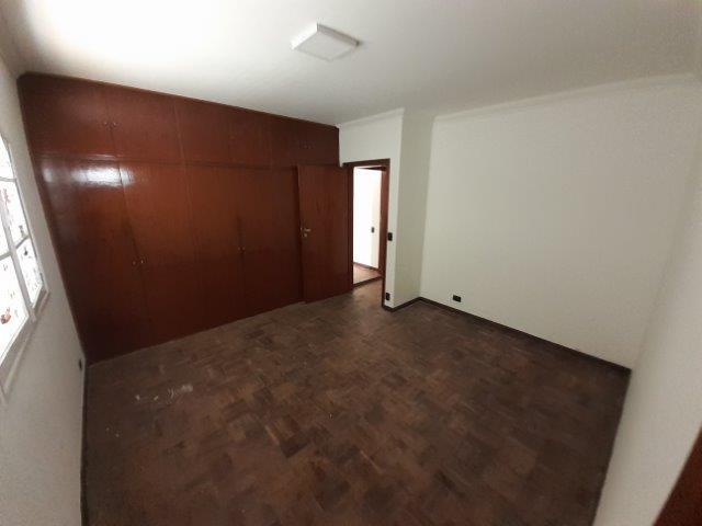 Casa à venda com 4 quartos, 350m² - Foto 11