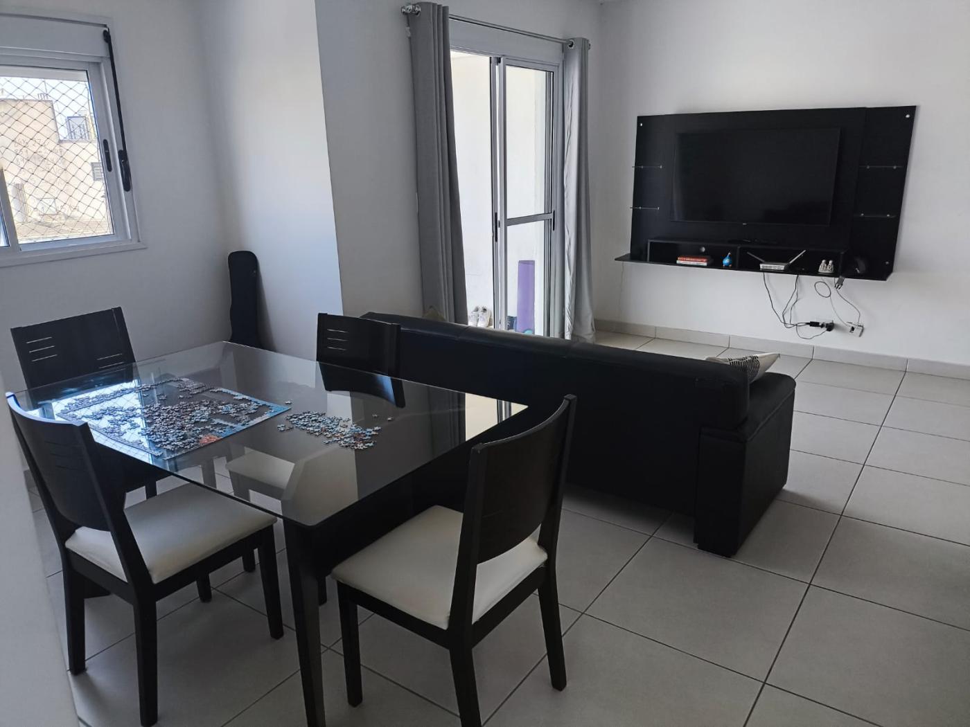 Apartamento à venda com 2 quartos, 70m² - Foto 1