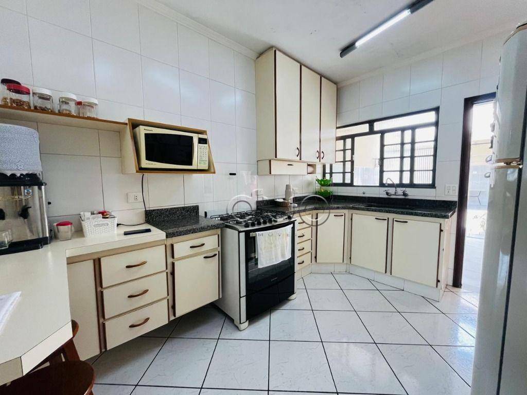 Casa à venda com 3 quartos, 146m² - Foto 8