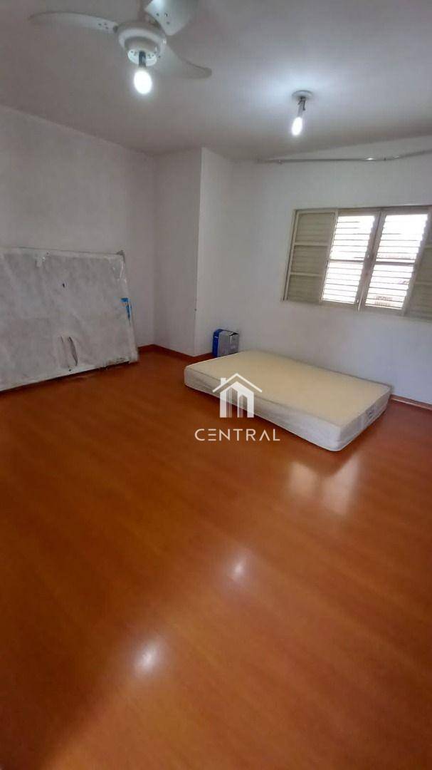 Sobrado à venda com 4 quartos, 257m² - Foto 27