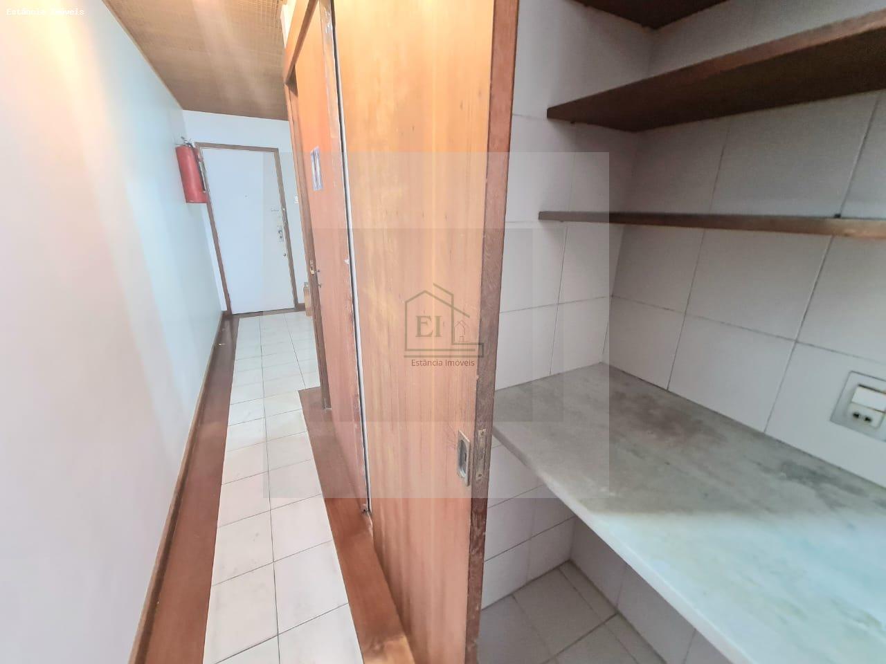 Apartamento à venda com 1 quarto, 45m² - Foto 27