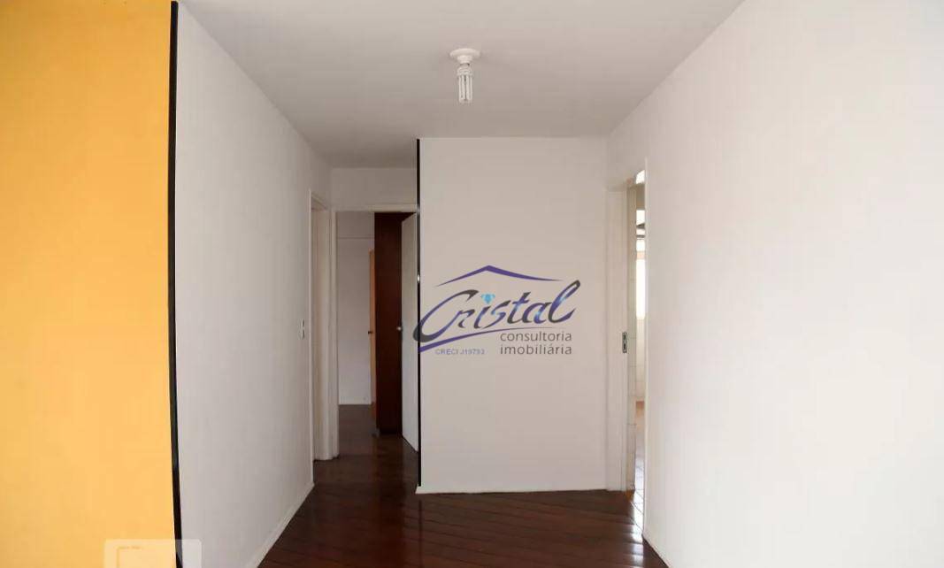 Apartamento à venda com 2 quartos, 70m² - Foto 3