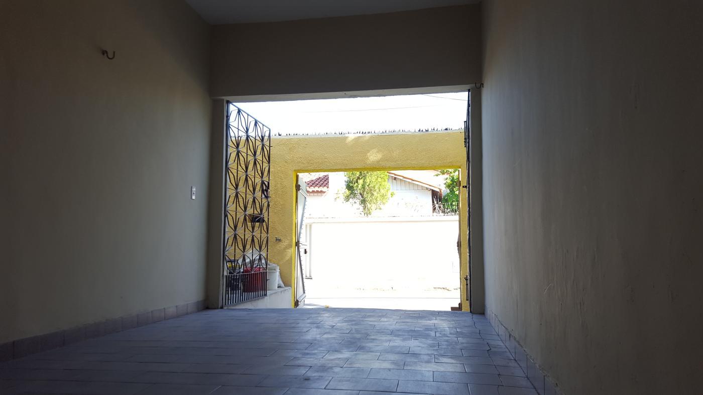 Casa para alugar com 4 quartos, 188m² - Foto 5