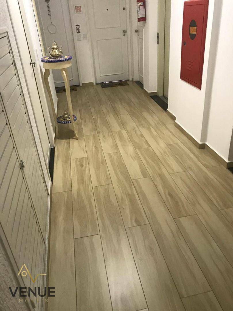 Apartamento à venda com 3 quartos, 75m² - Foto 11