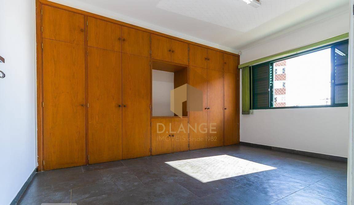 Casa à venda e aluguel com 4 quartos, 289m² - Foto 15