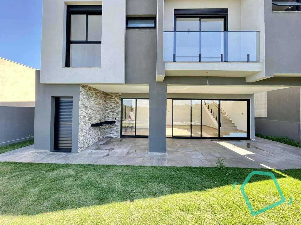 Casa de Condomínio à venda com 3 quartos, 230m² - Foto 16