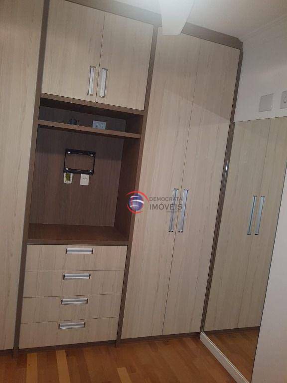 Apartamento à venda com 3 quartos, 66m² - Foto 2