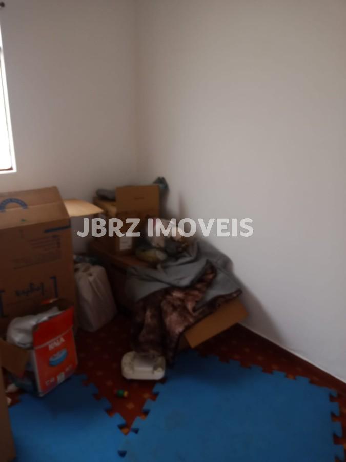 Casa à venda com 2 quartos, 256m² - Foto 7