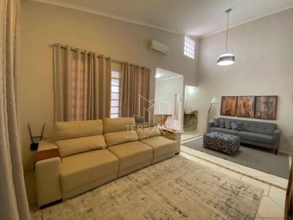 Casa à venda com 3 quartos, 228m² - Foto 5