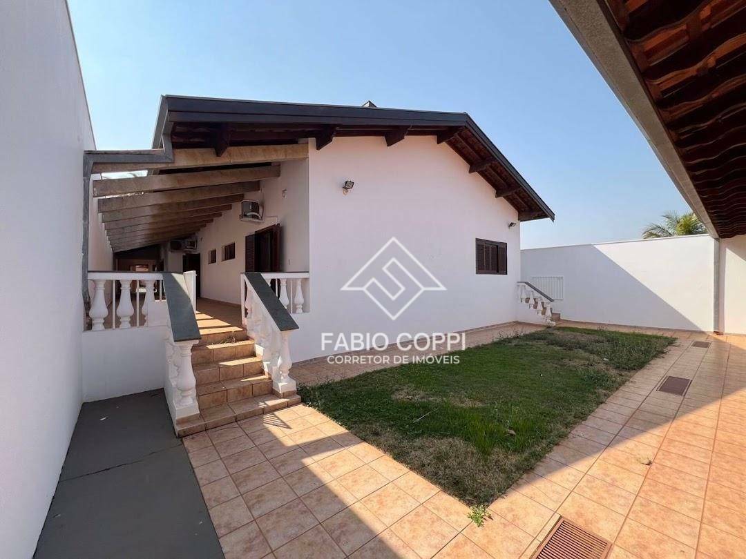 Casa de Condomínio à venda com 3 quartos, 408m² - Foto 2