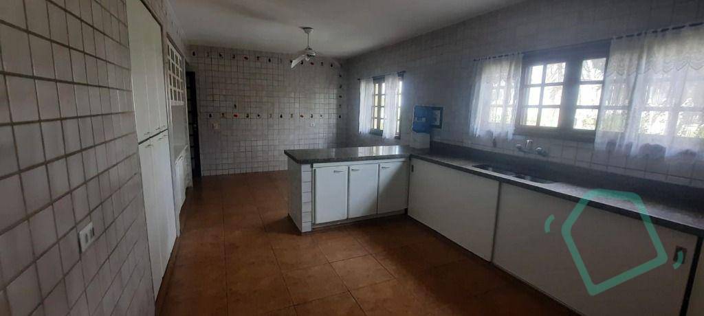 Casa para alugar com 3 quartos, 500m² - Foto 17