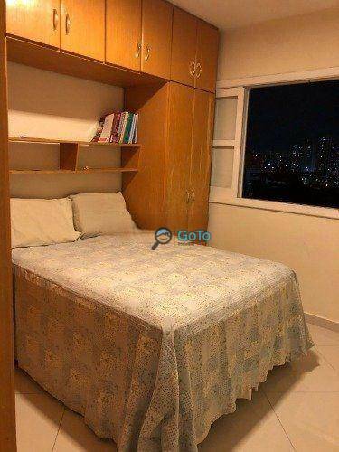 Apartamento à venda com 2 quartos, 74m² - Foto 9