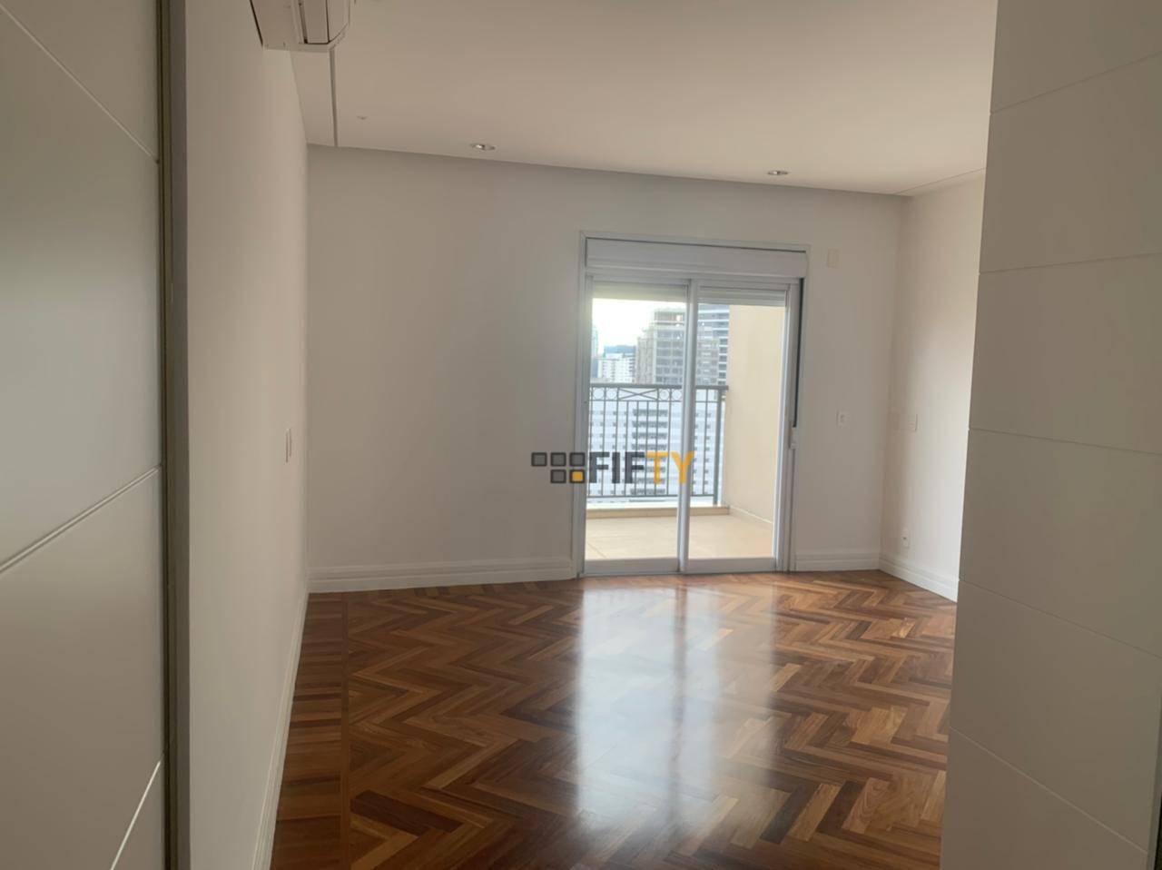 Cobertura à venda com 4 quartos, 310m² - Foto 18