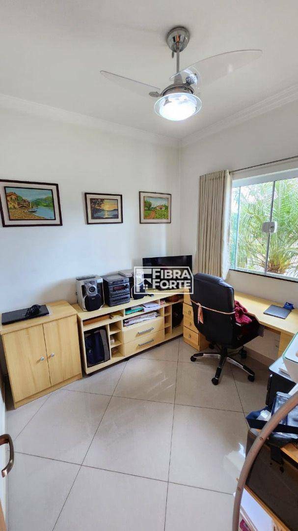 Casa de Condomínio à venda com 3 quartos, 238m² - Foto 6