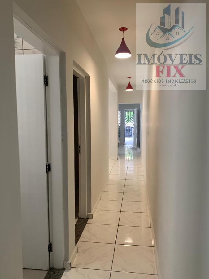 Casa à venda com 4 quartos, 180m² - Foto 15