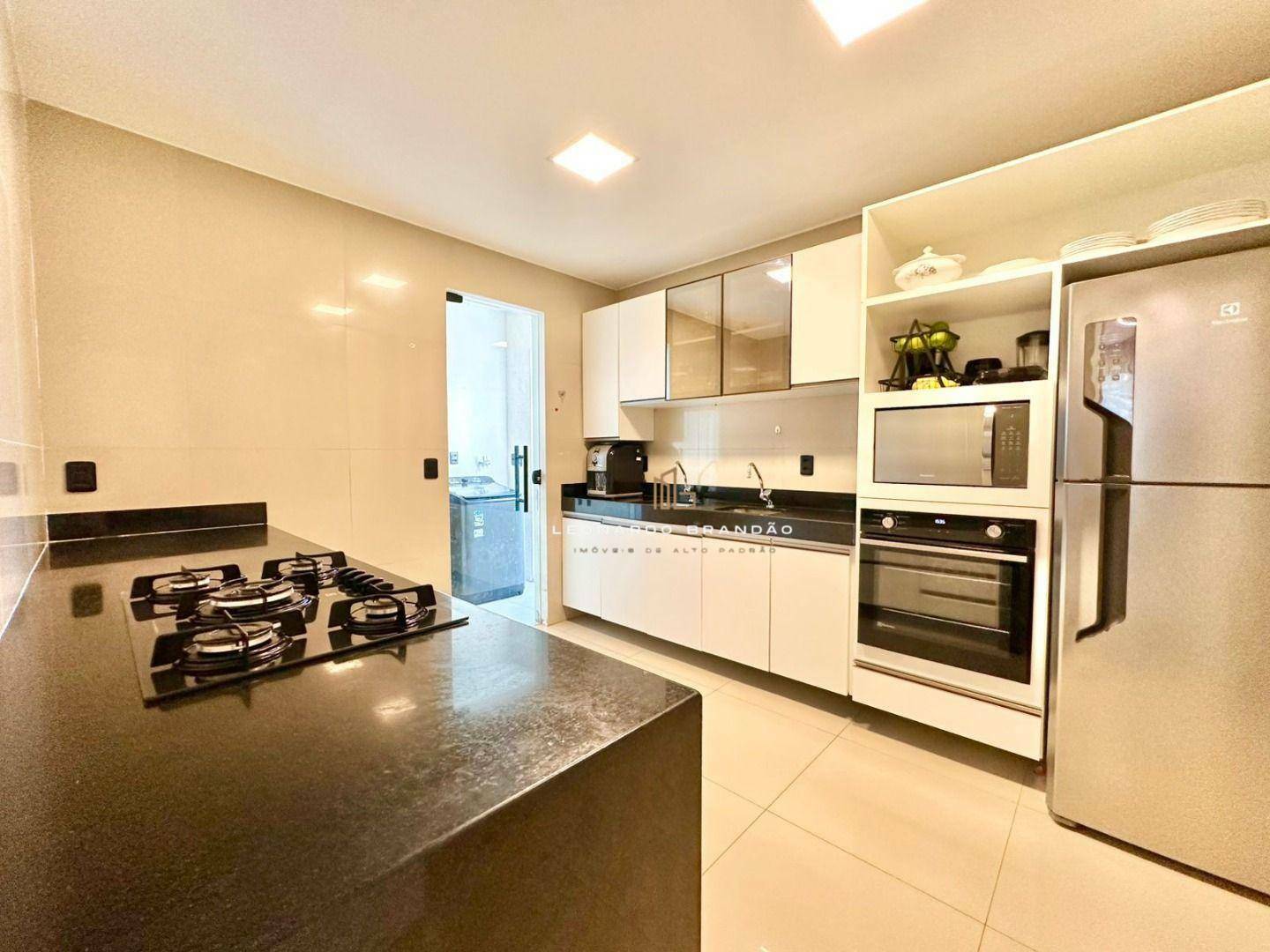 Casa de Condomínio à venda com 4 quartos, 206m² - Foto 17