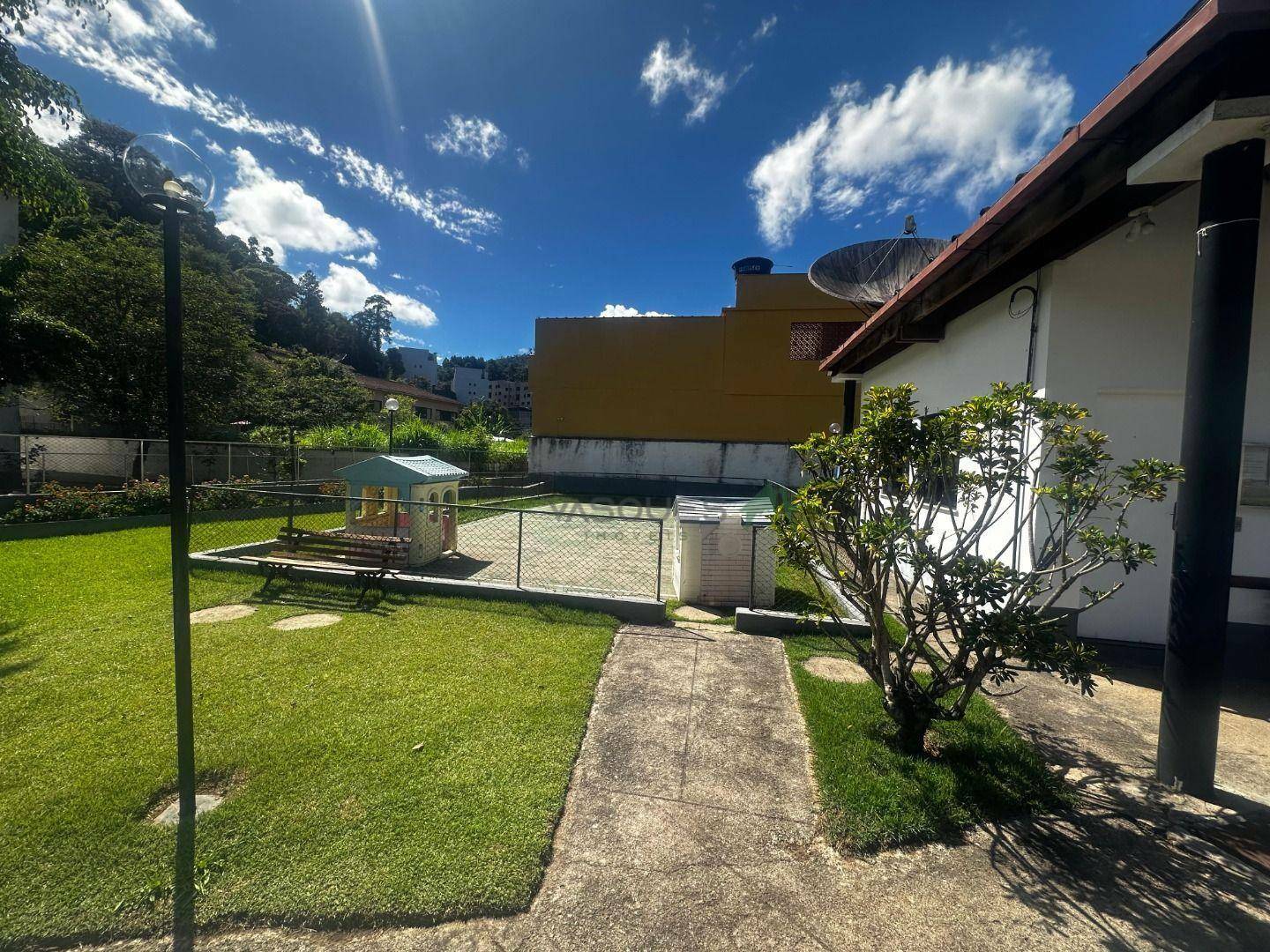 Apartamento à venda com 2 quartos, 57m² - Foto 3