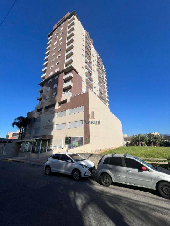 Apartamento à venda com 3 quartos, 104m² - Foto 2