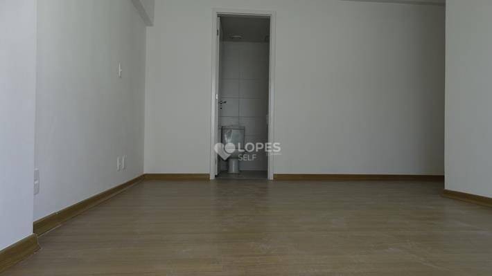 Apartamento à venda com 4 quartos, 192m² - Foto 11