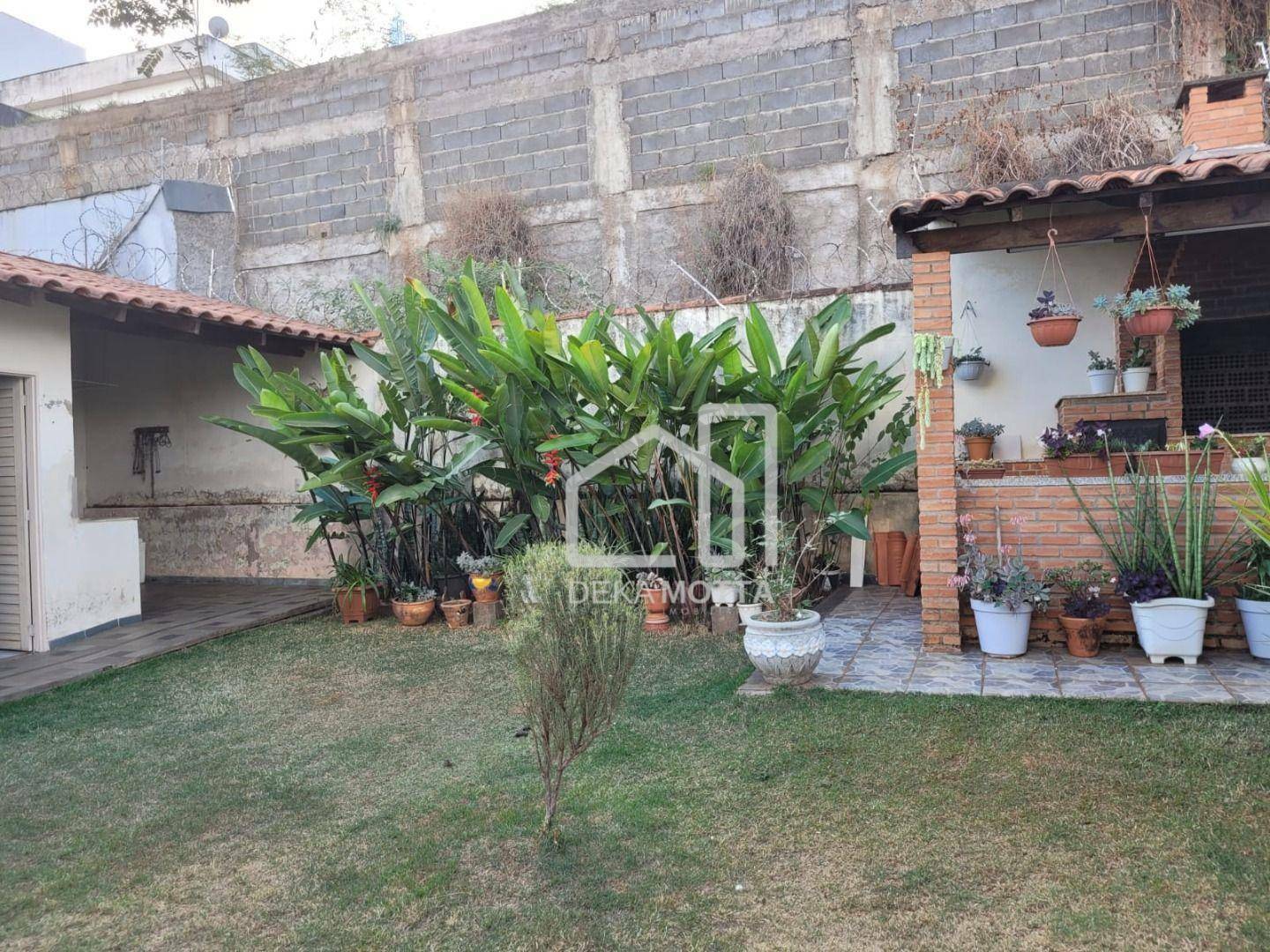 Casa à venda com 3 quartos, 240m² - Foto 32