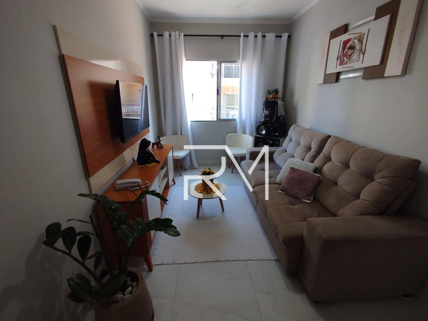 Apartamento à venda com 1 quarto, 42m² - Foto 4