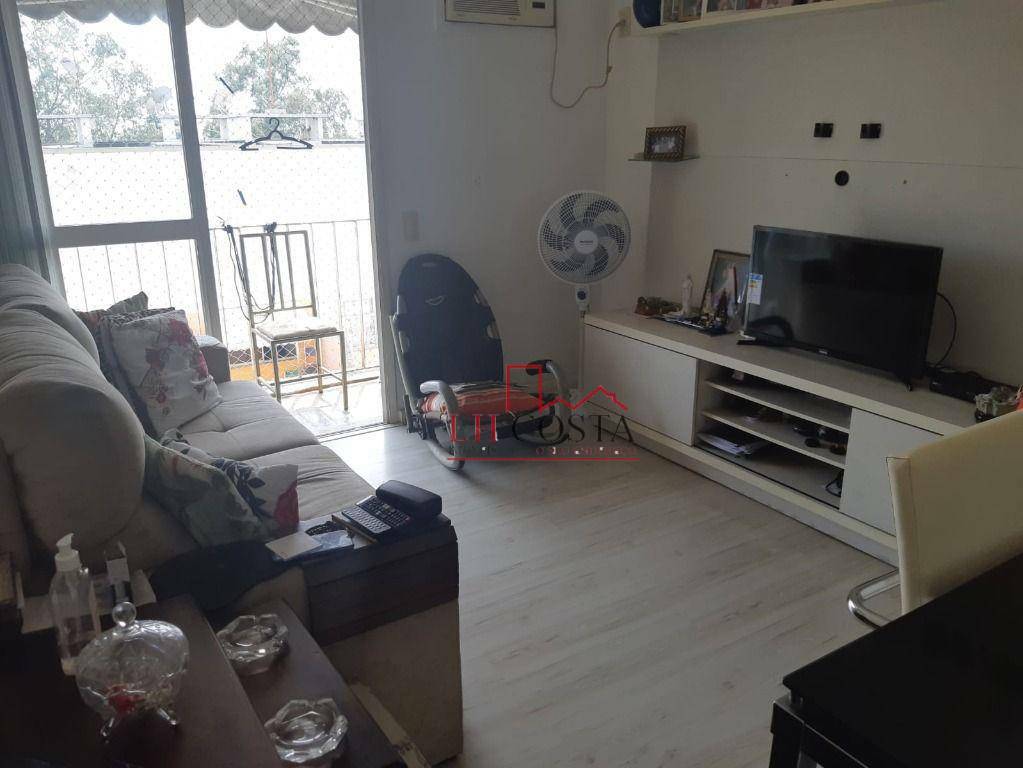 Apartamento à venda com 2 quartos, 70m² - Foto 5