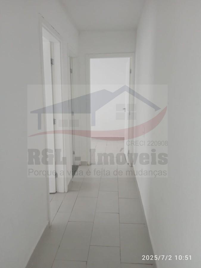 Apartamento para alugar com 2 quartos, 45m² - Foto 2