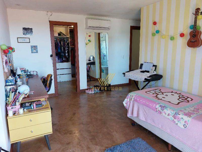 Casa de Condomínio à venda com 3 quartos, 268m² - Foto 25