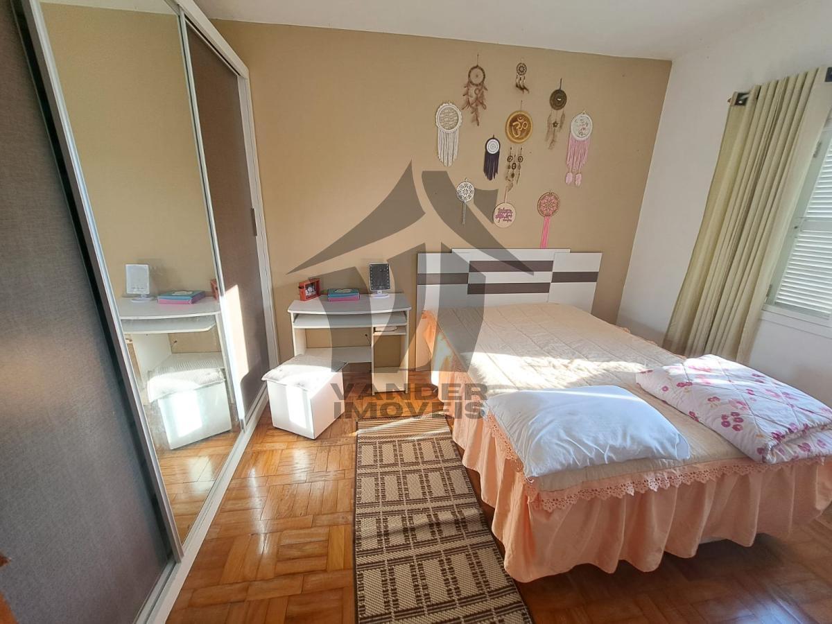 Casa à venda com 3 quartos, 267m² - Foto 8