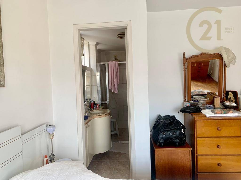 Apartamento à venda com 3 quartos, 140m² - Foto 10