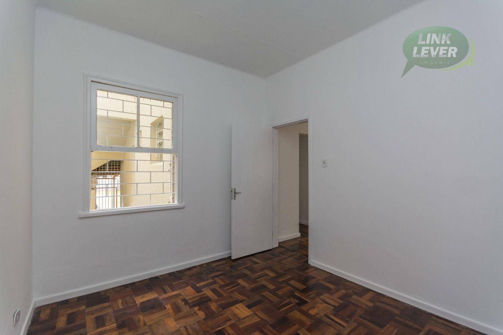 Apartamento para alugar com 3 quartos, 135m² - Foto 21