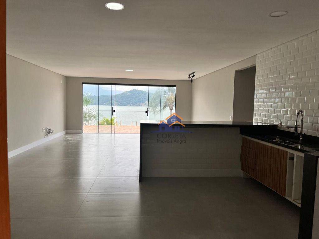 Casa à venda com 4 quartos, 240m² - Foto 7