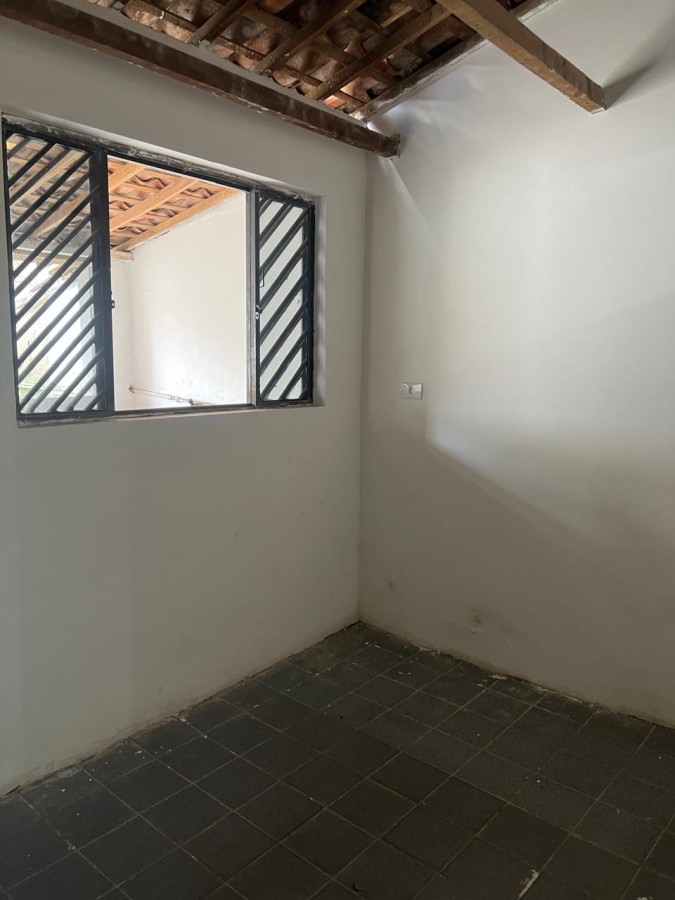 Casa para alugar com 2 quartos, 85m² - Foto 9