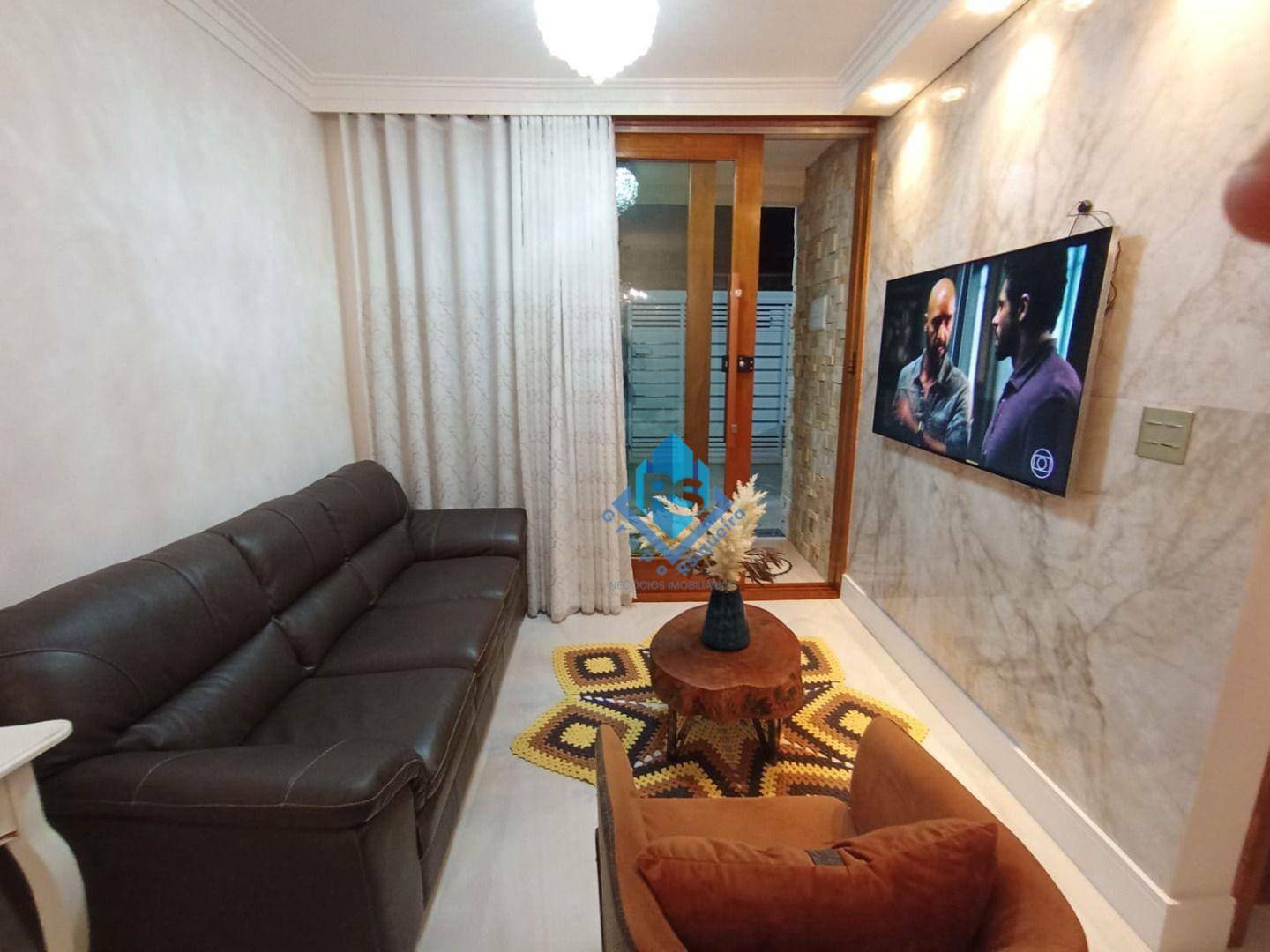 Casa à venda com 3 quartos, 72m² - Foto 1