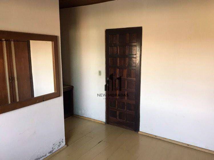 Casa à venda com 4 quartos, 180m² - Foto 19