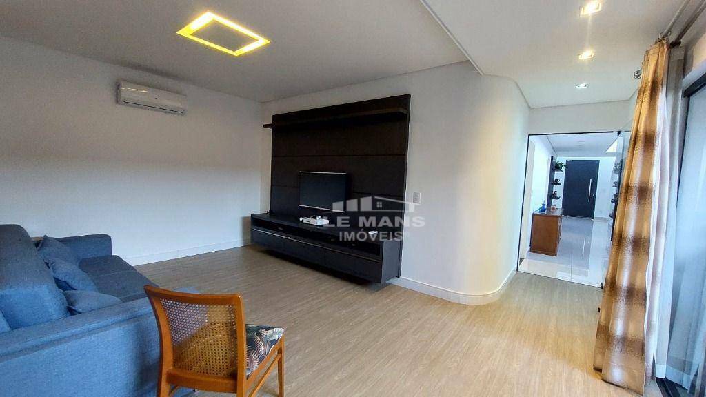 Casa de Condomínio à venda com 3 quartos, 298m² - Foto 19