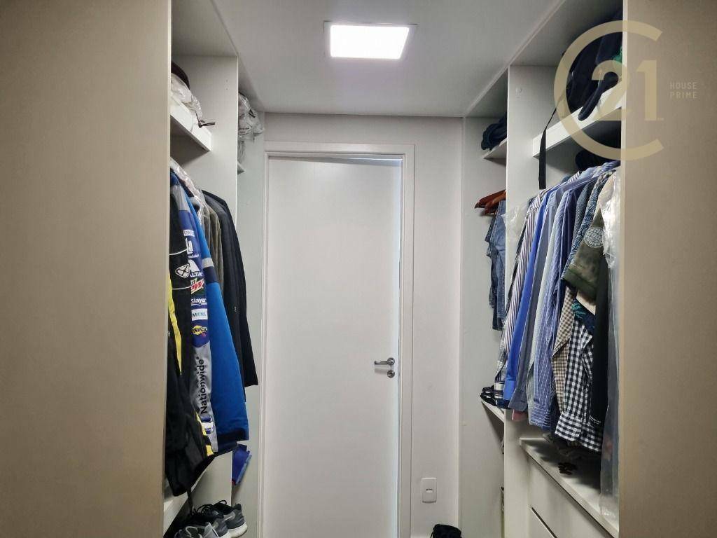 Apartamento à venda com 4 quartos, 240m² - Foto 17