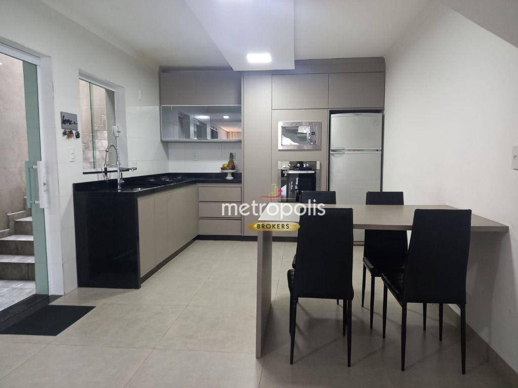 Sobrado à venda com 2 quartos, 200m² - Foto 8