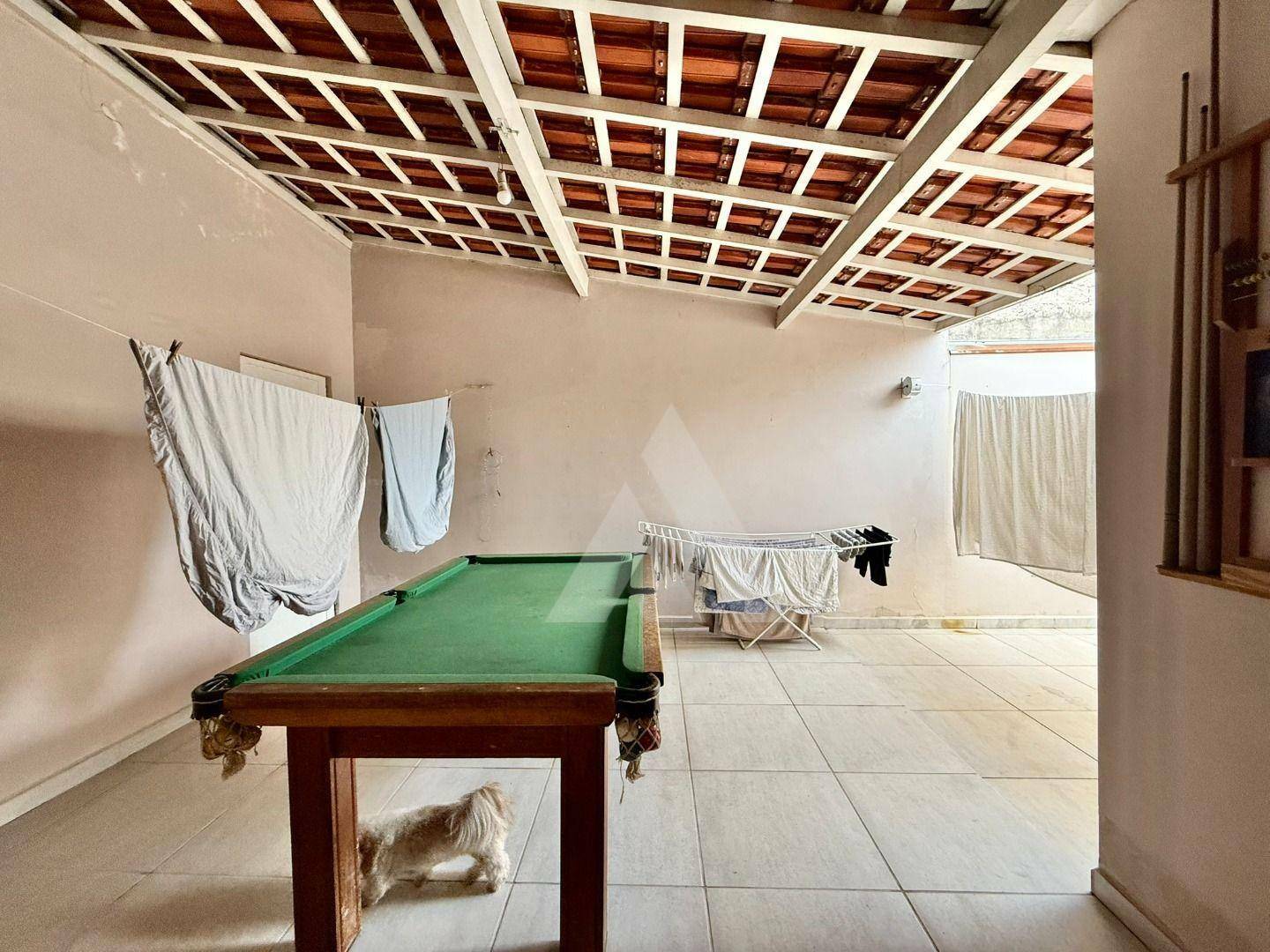 Casa à venda com 4 quartos, 215m² - Foto 26