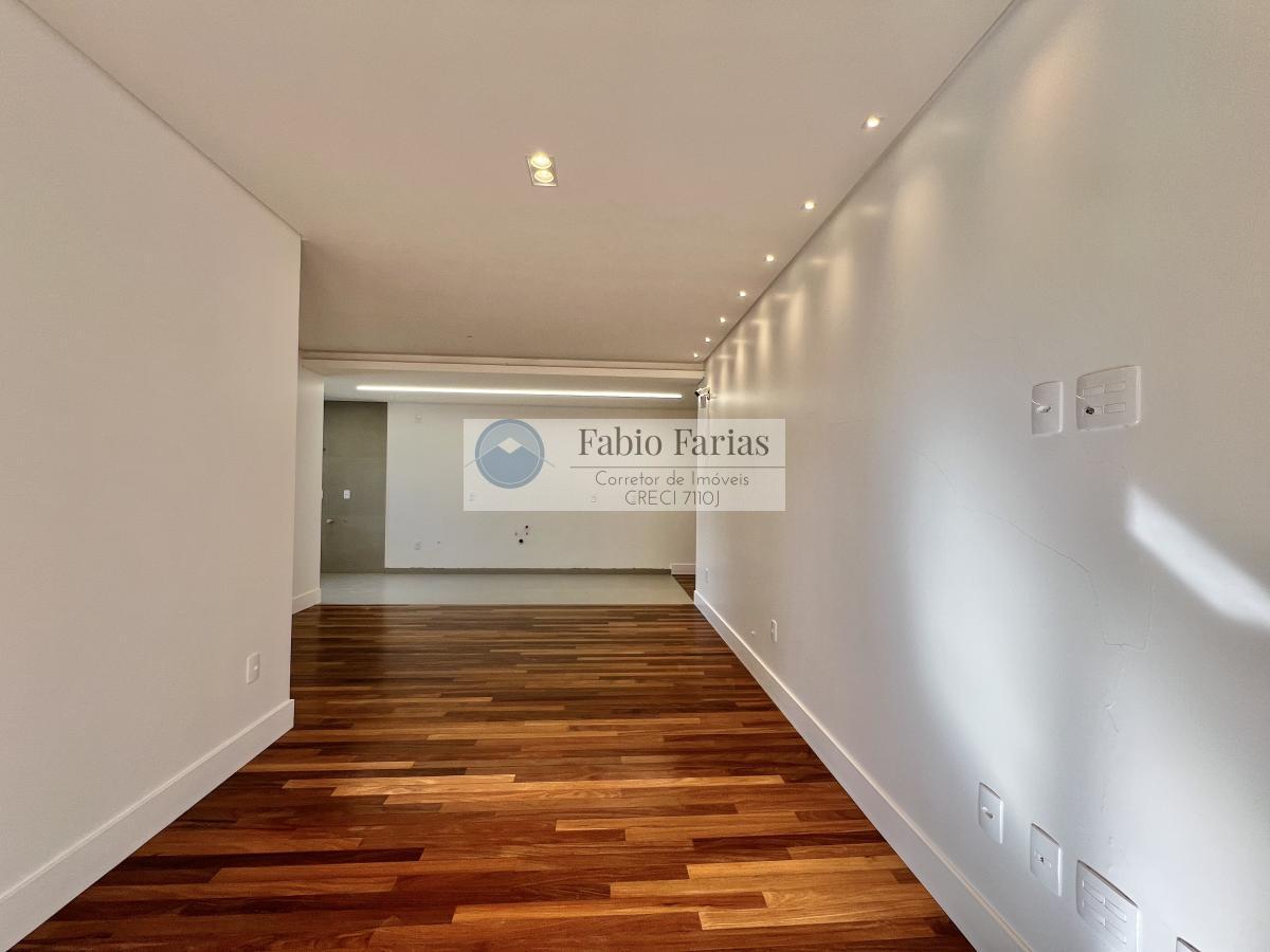 Apartamento à venda com 3 quartos, 230m² - Foto 19